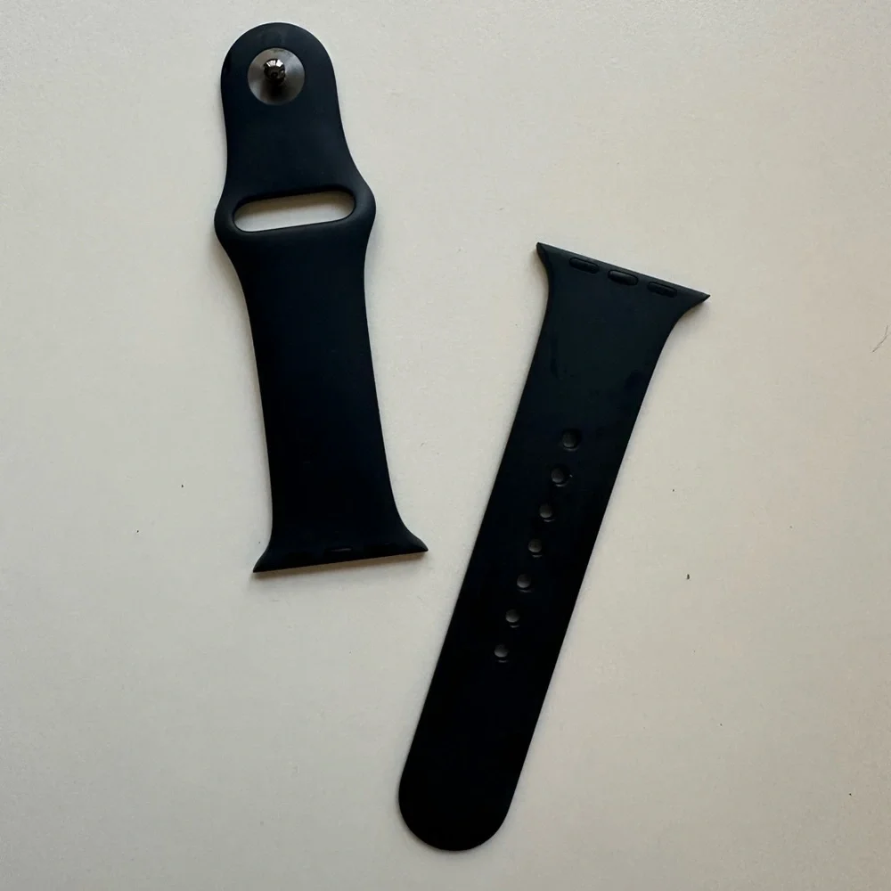 EUC - Apple Watch Sport Band Navy Blue Size S/M